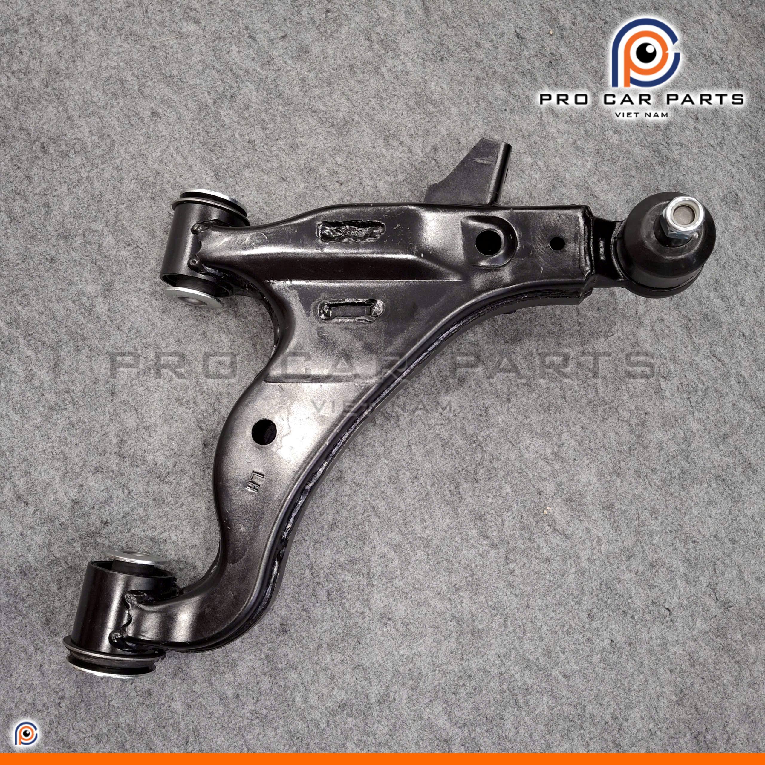 Càng a trước dưới innova bên trái