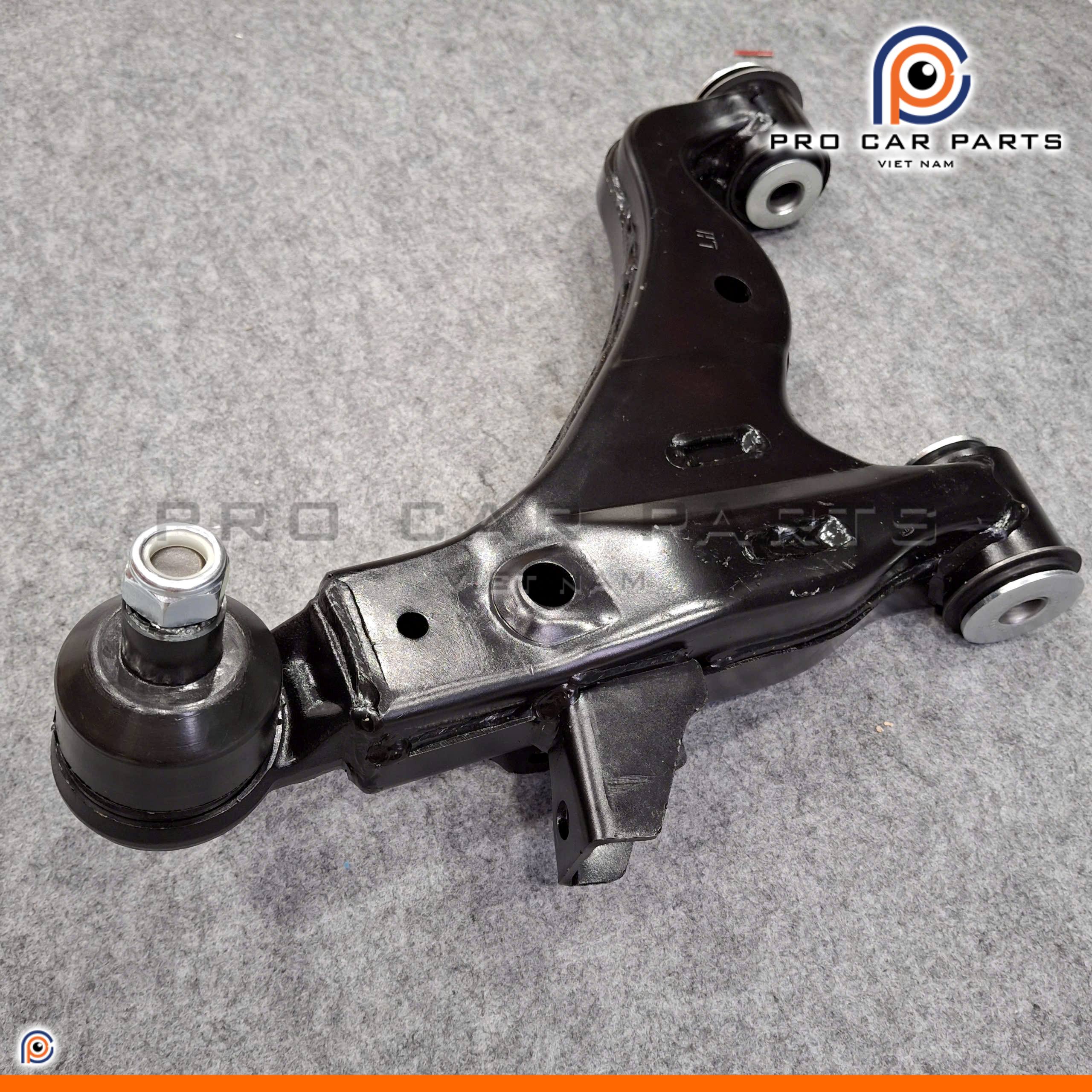 Càng a trước dưới innova bên trái