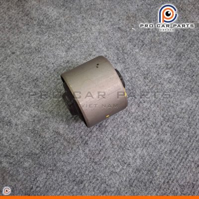 Cao su thanh giằng dọc sau lớn Grand Starex 2007-2018-(phía sau)