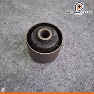Cao su thanh giằng dọc sau lớn Grand Starex 2007-2018-(phía sau)