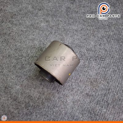 Cao su thanh giằng dọc sau nhỏ Grand Starex 2007-2018- (phía trước)