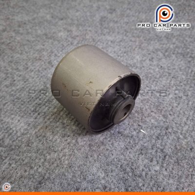 Cao su thanh giằng dọc sau nhỏ Grand Starex 2007-2018- (phía trước)