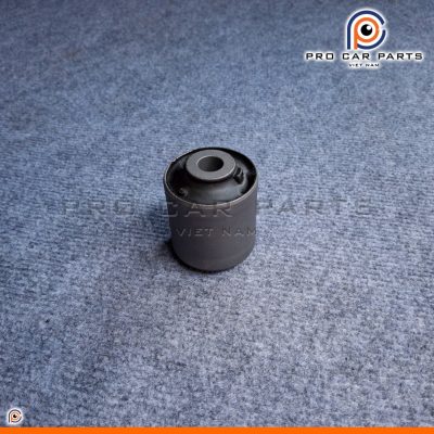Cao su càng A sau nhỏ Fortuner 2005-2016-