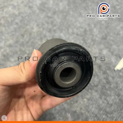 Cao su càng A dưới Triton 2005-2015- 4WD (2 Cầu)