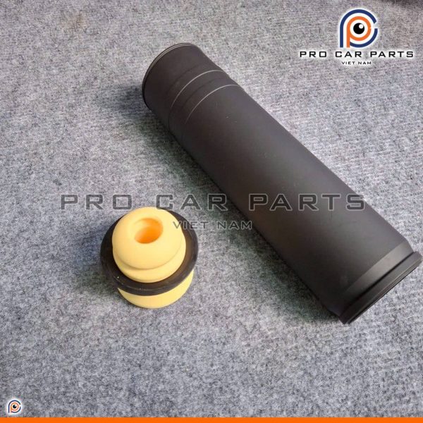 Chụp bụi phuộc sau Cruze