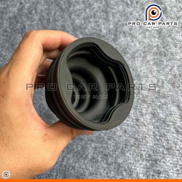 Chụp bụi láp trong Tiida 1.6 AT (Số Tự Động)