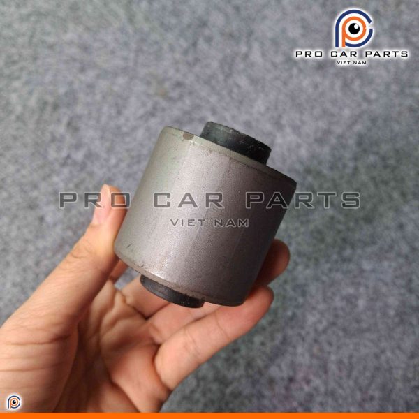 Cao su thanh giằng dọc sau trên Land Cruiser 1998-2007
