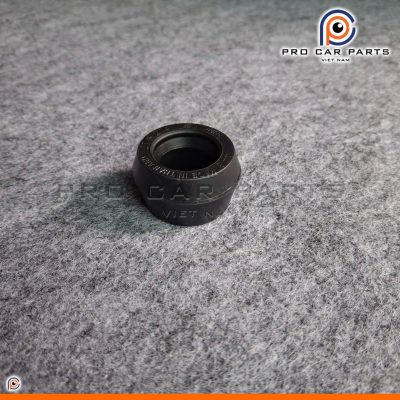 cao su chân phuộc sau innova, fortuner 90385-T0004