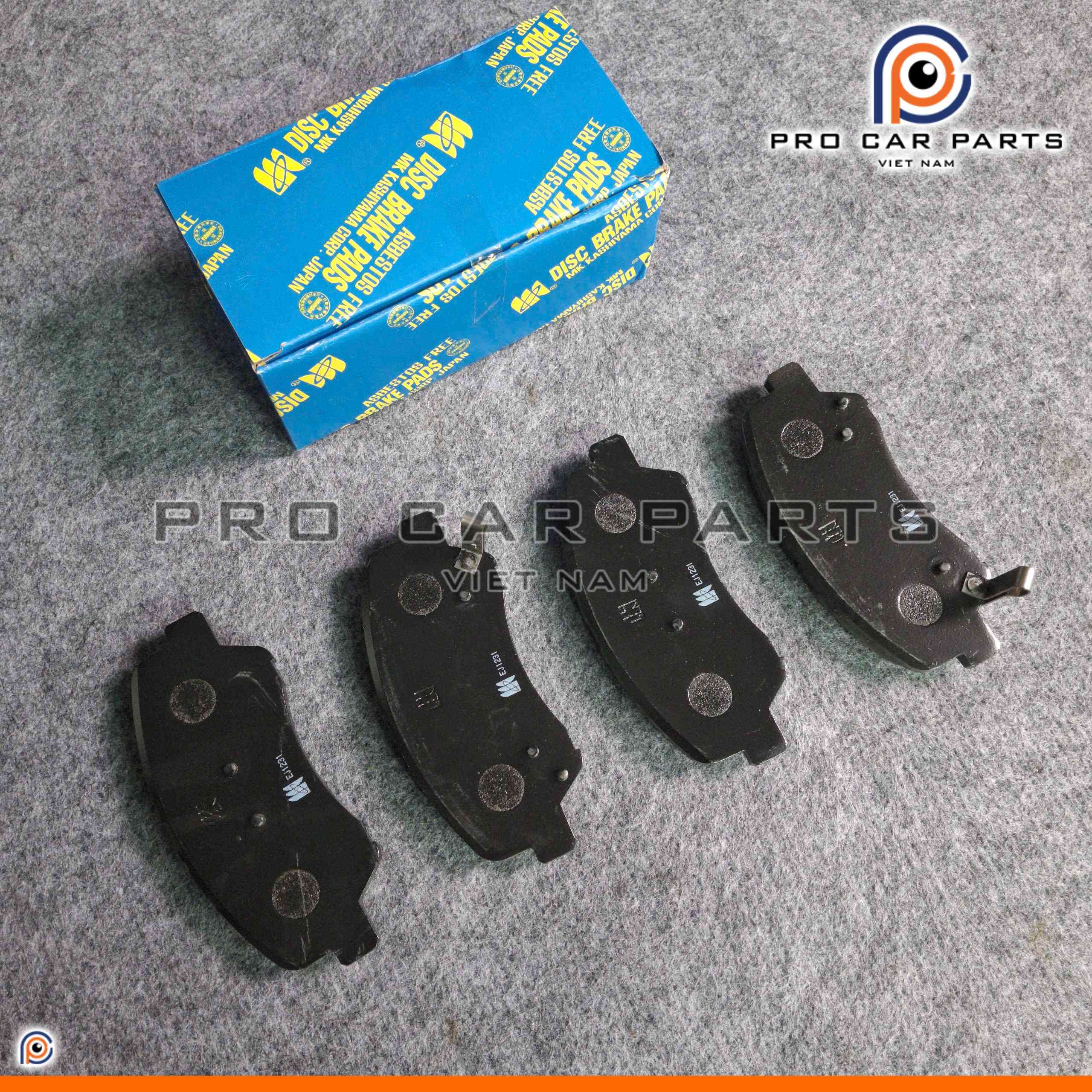 Bố thắng trước Accent 2010-