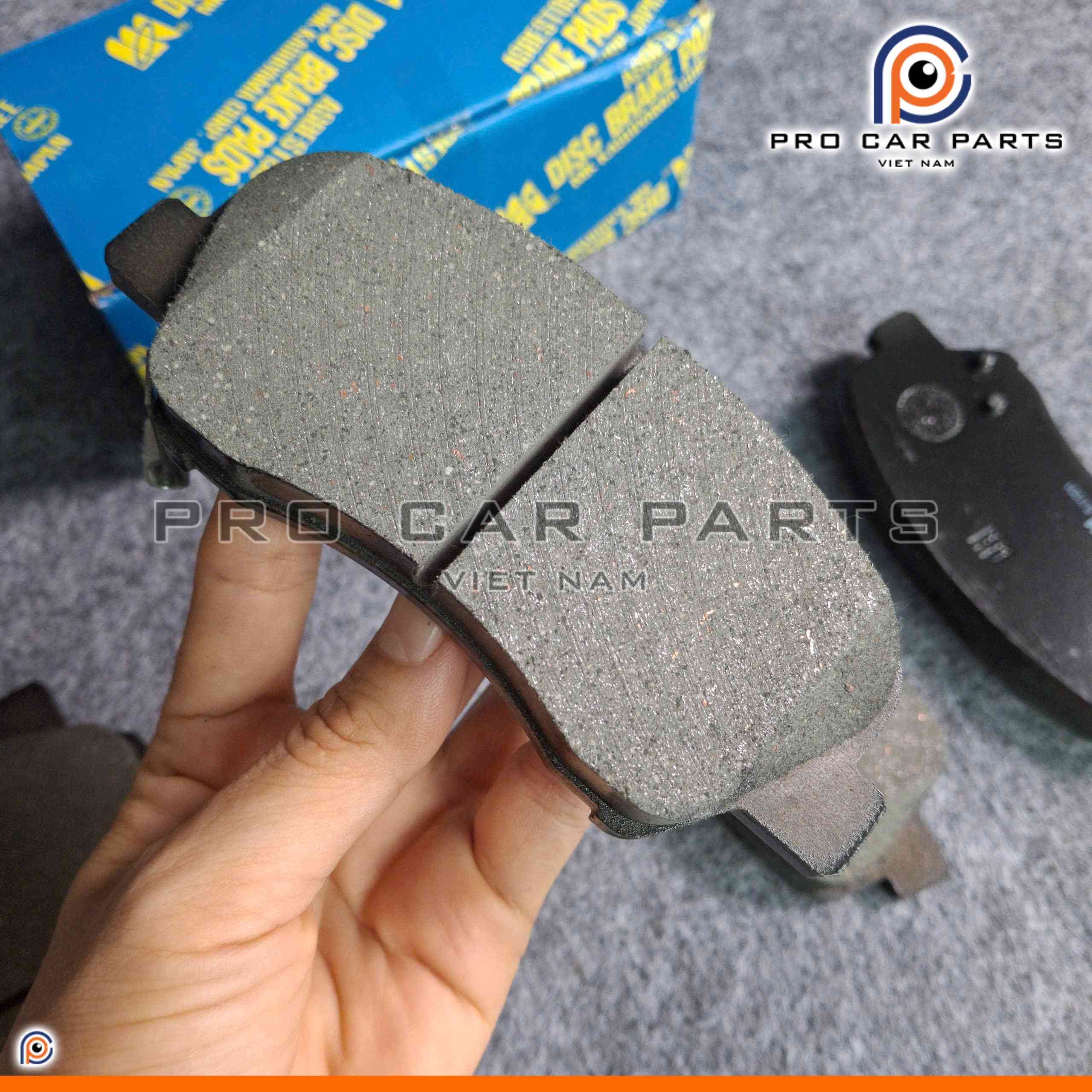 Bố thắng trước Accent 2010-