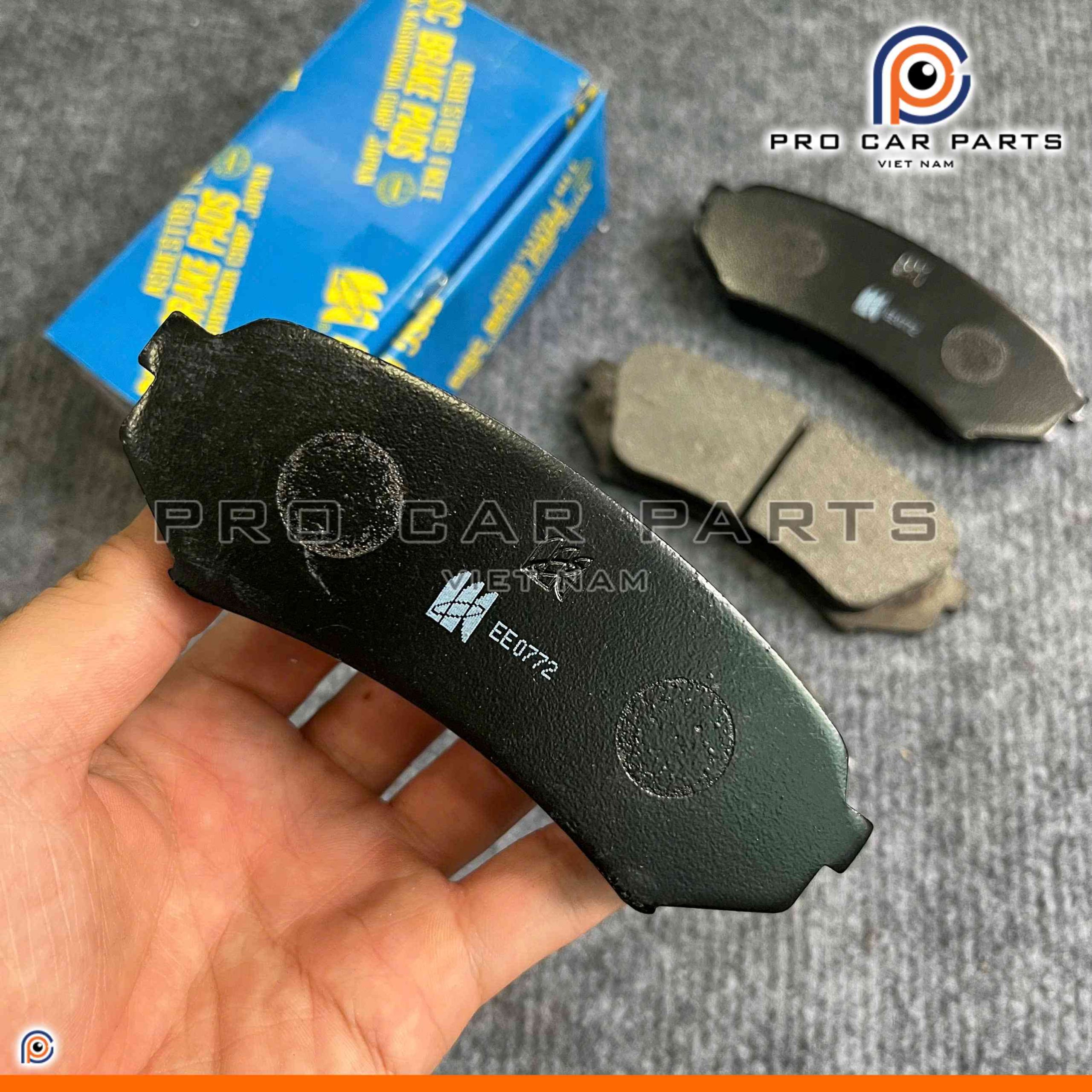 Bố thắng sau Toyota Land Cruiser 2000-2005 Land Cruiser 100