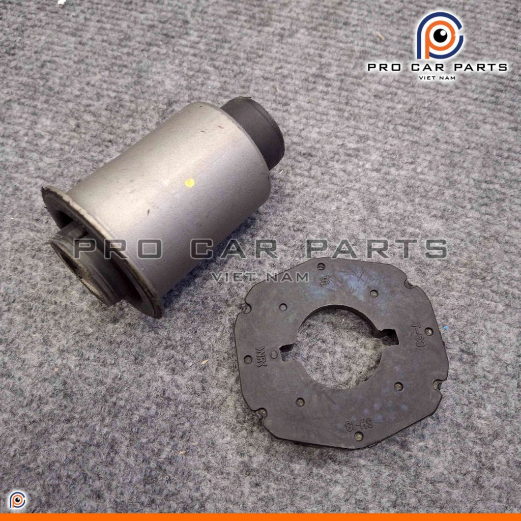 Cao su càng A dưới lớn Land Cruiser 1998-2007 (Càng Trước)