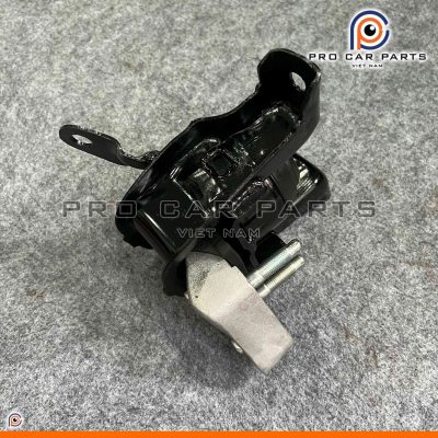 Cao su chân máy phải Altis 2000-2007 AT/MT (ZZE121, ZZE122)