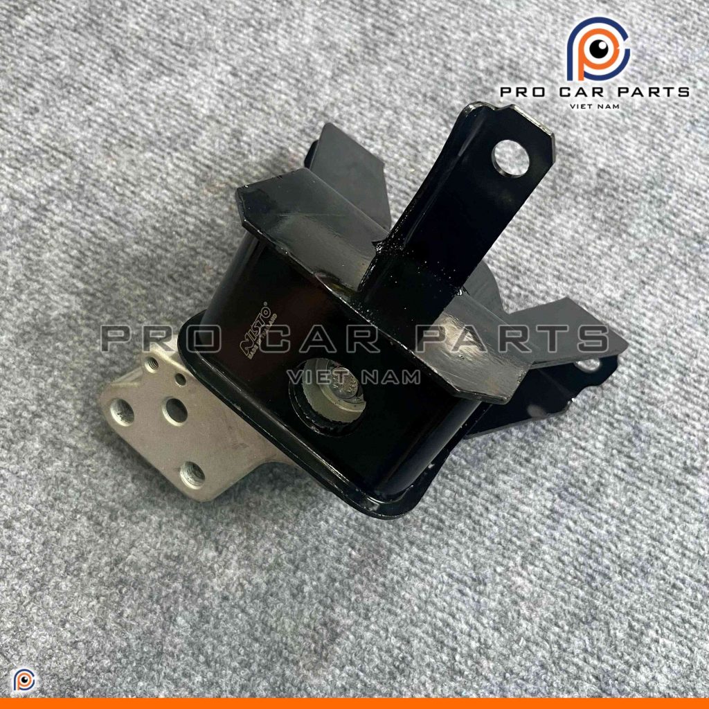 Cao Su Chân Đầu Máy Xpander 2017-