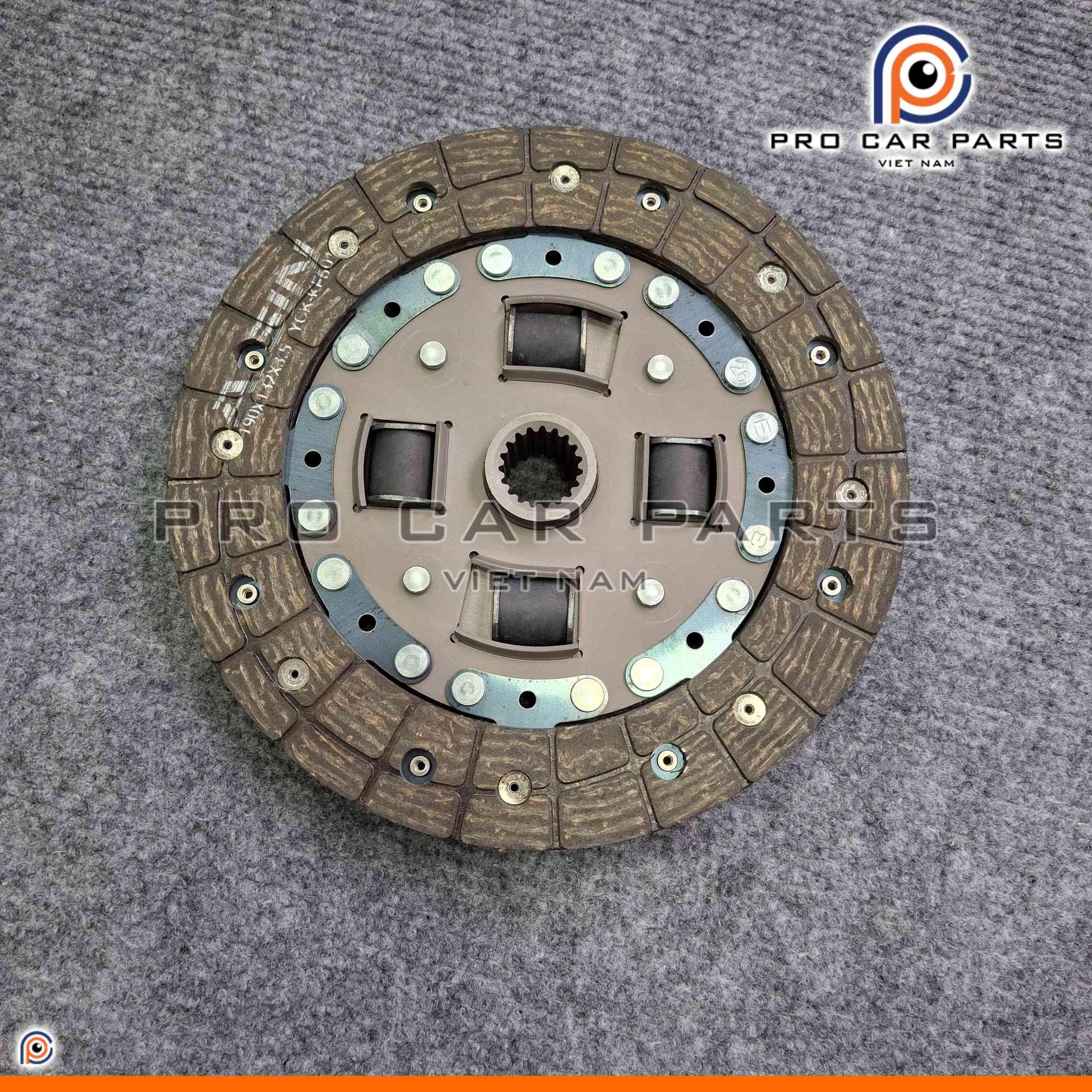 Lá côn Attrage 2013- Nay