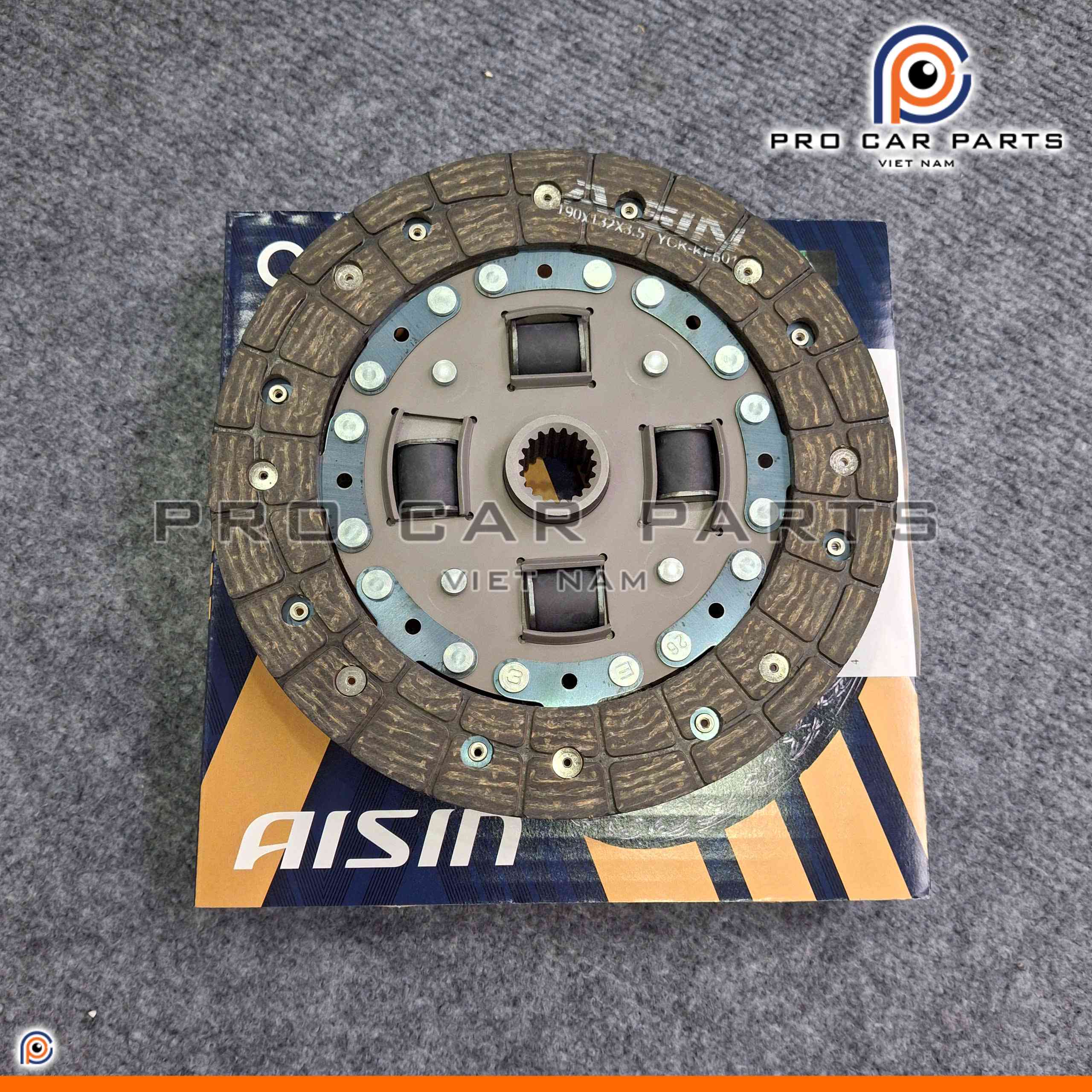 Lá côn Attrage 2013- Nay