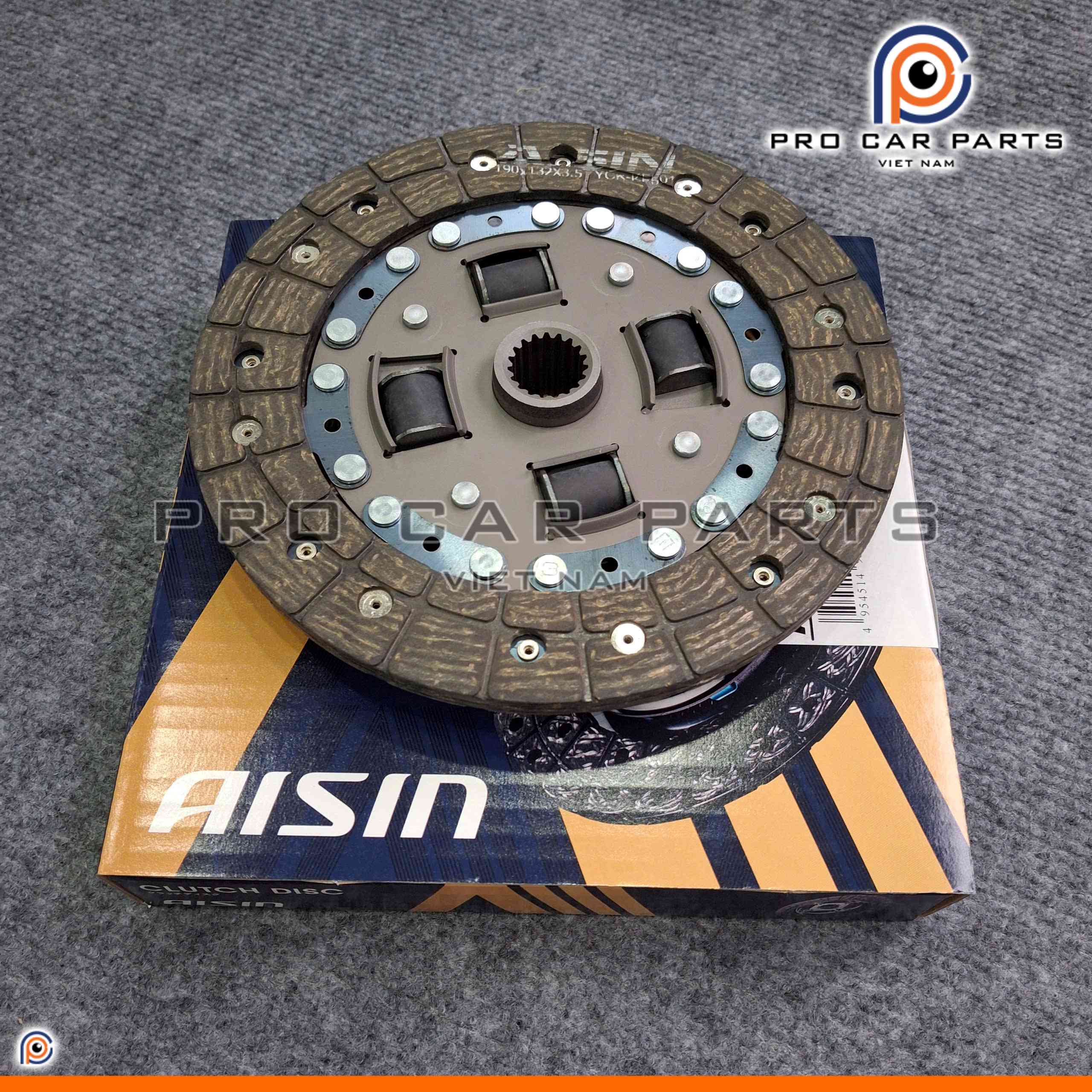 Lá côn Attrage 2013- Nay