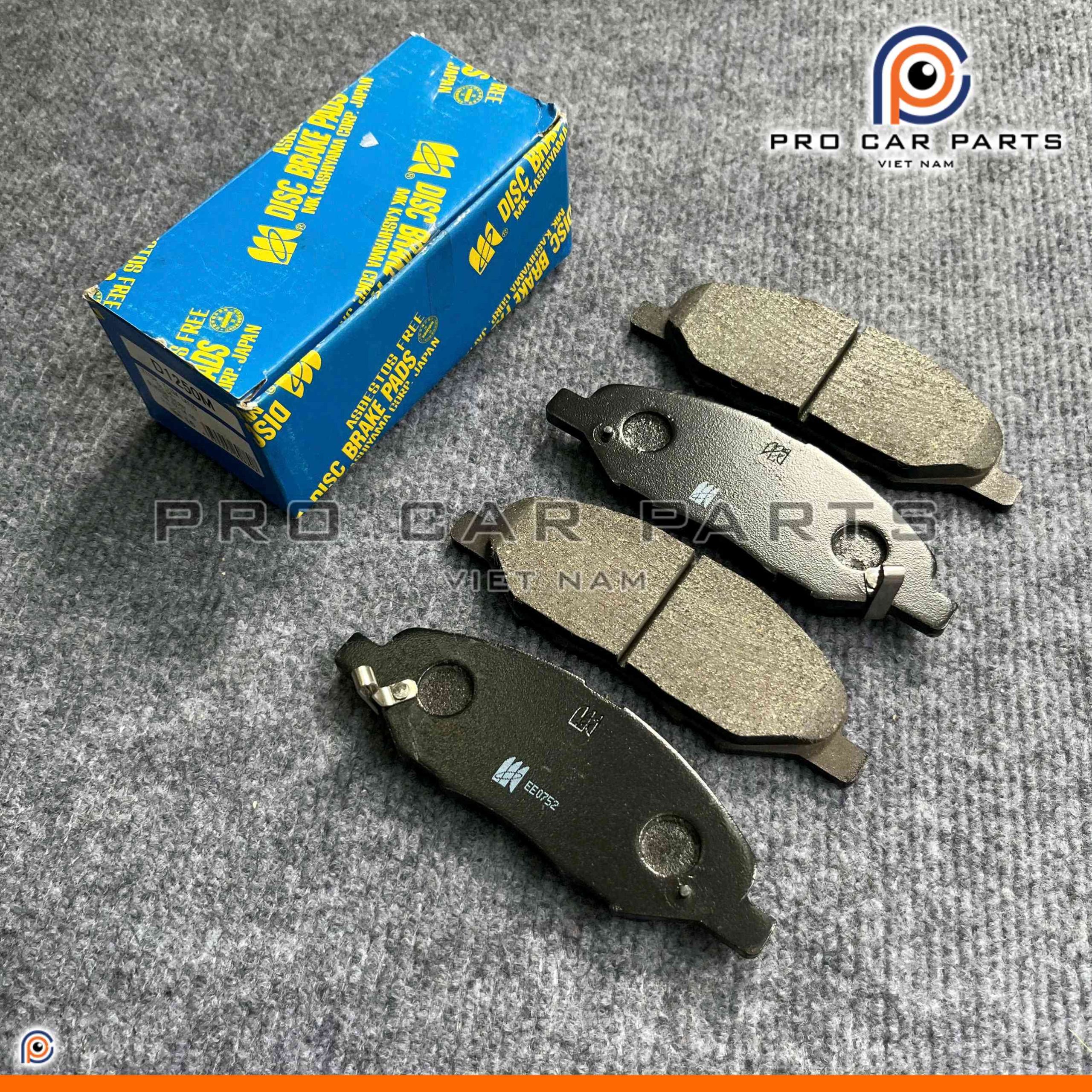 Bố thắng trước nissan tiida 2004-2012