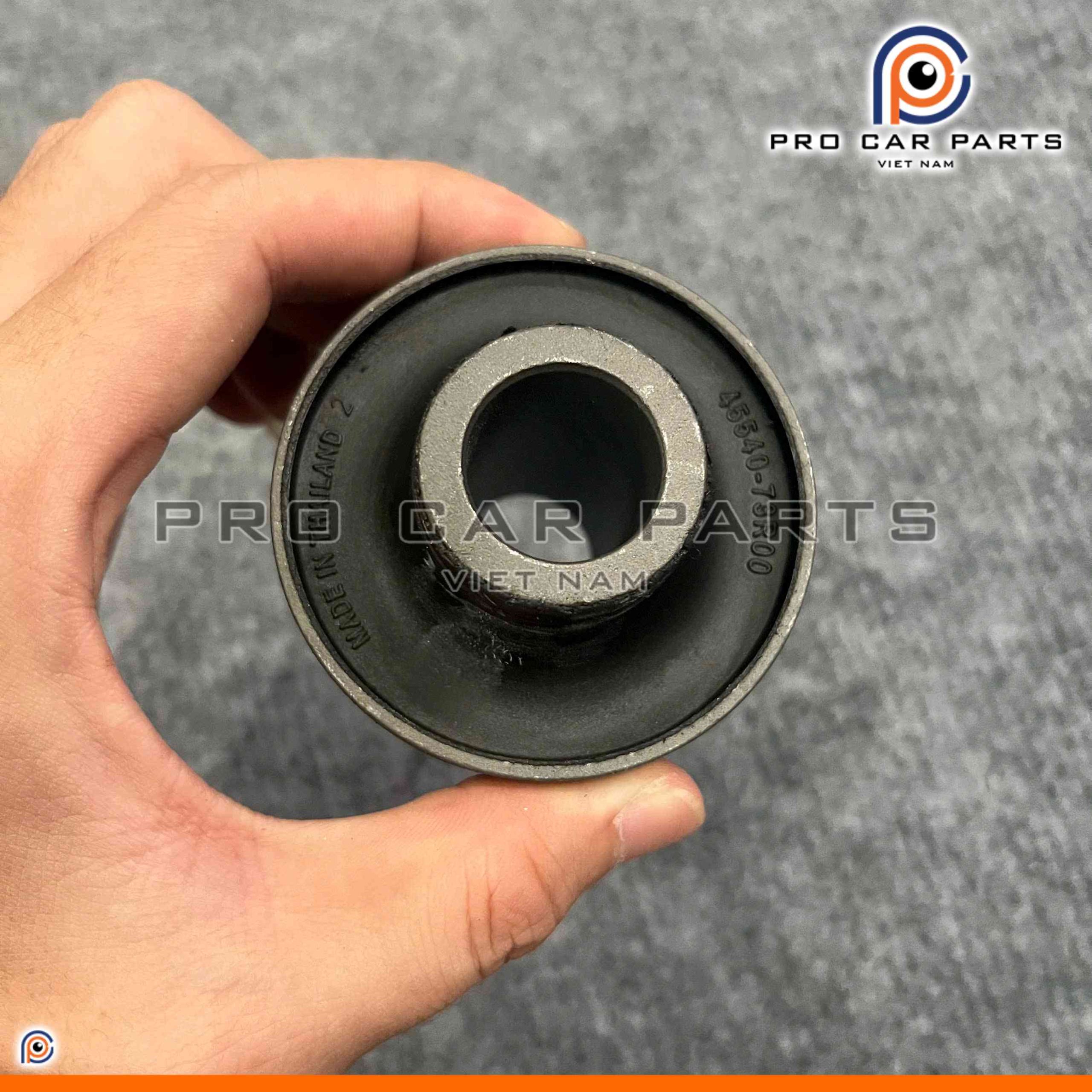 Cao su càng A lớn Suzuki XL7