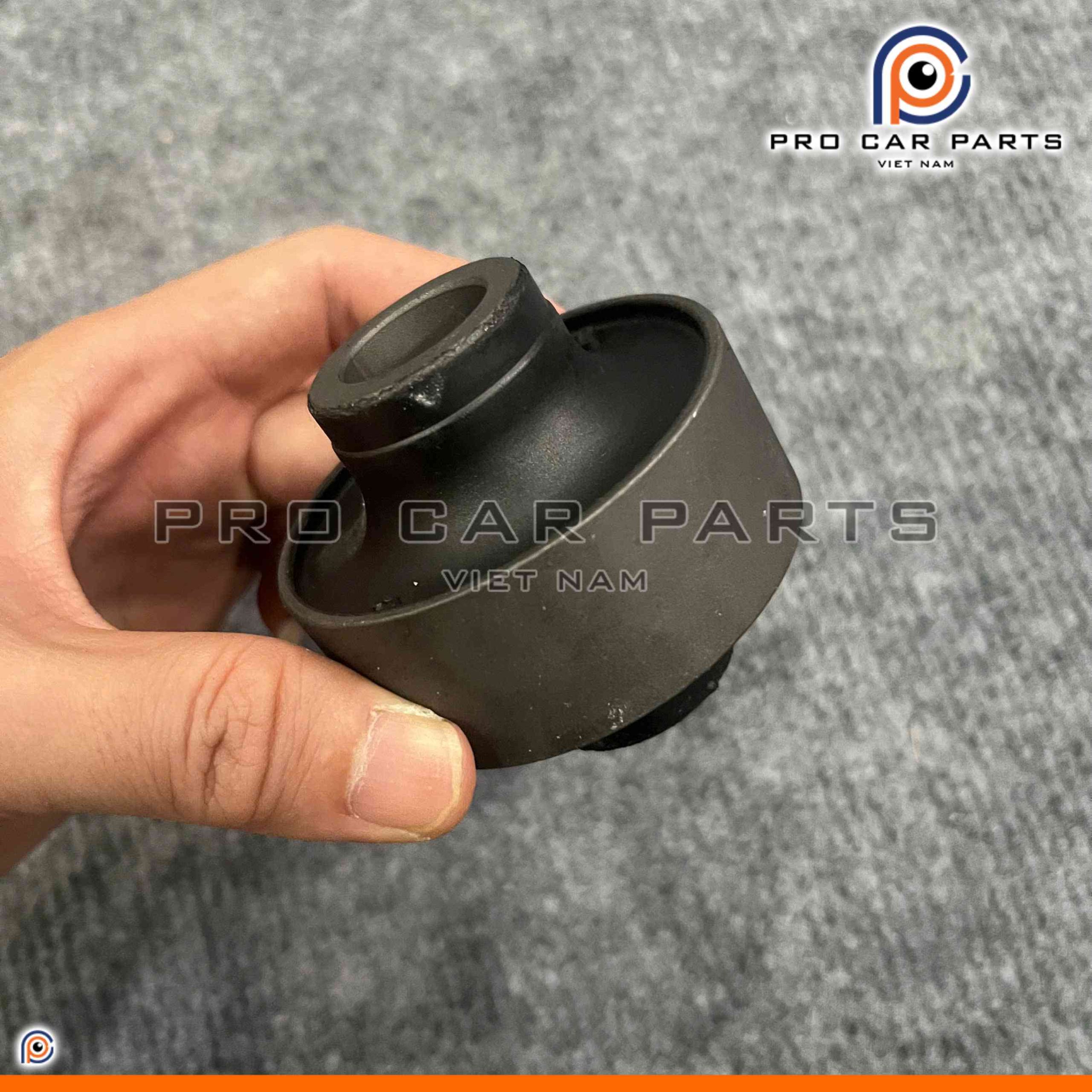 Cao su càng A lớn Suzuki XL7