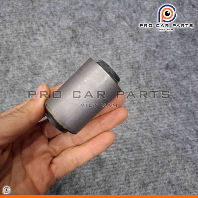 Cao su càng I sau Mazda 3 2003-2013 (Bệ đỡ lò xo) - Cục phía trong